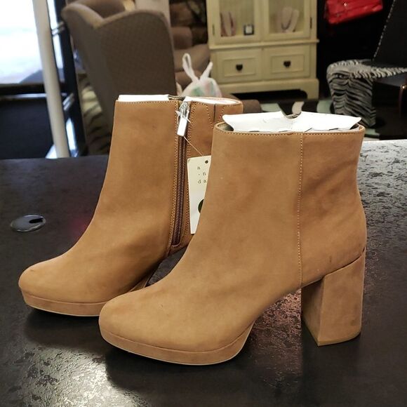 A new day boots - Picture 3 of 5